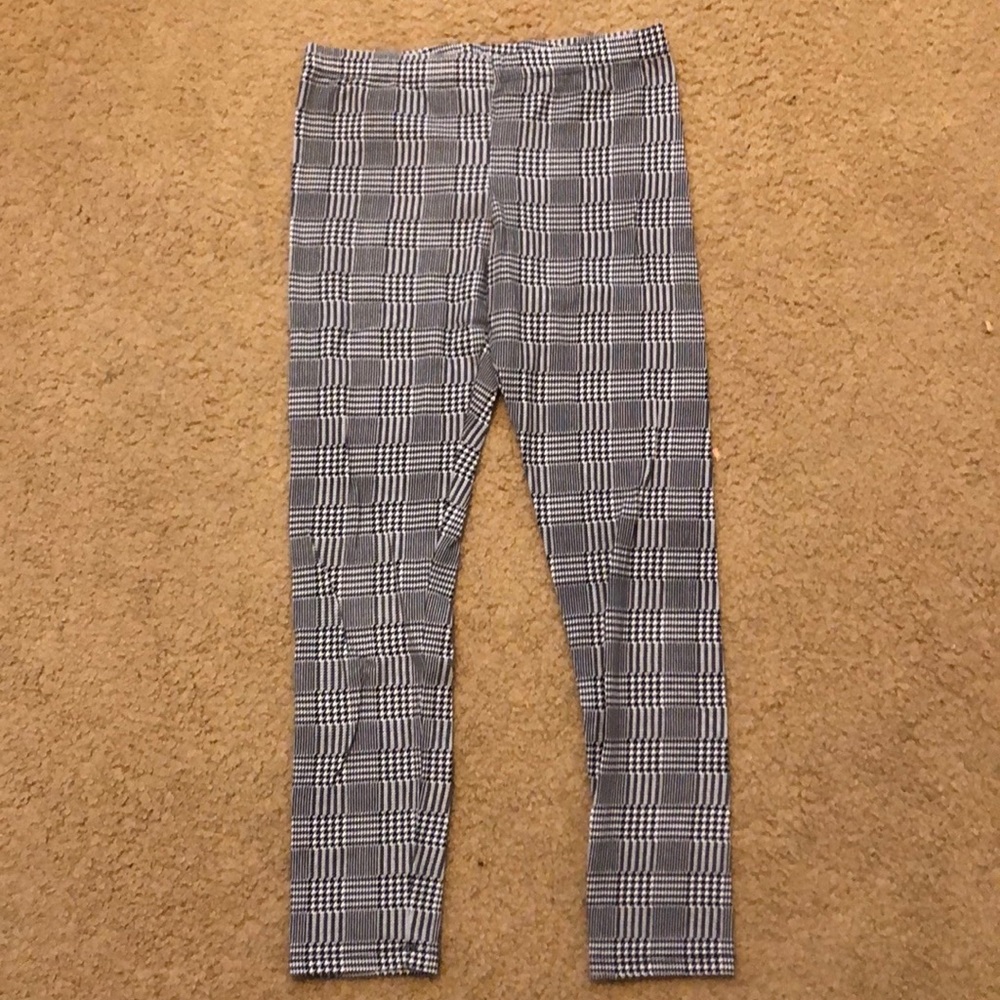 size 14 girls leggings by Arizona